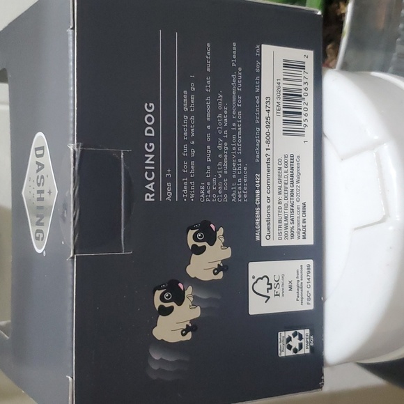 NIB RACING DOGS - Picture 2 of 3